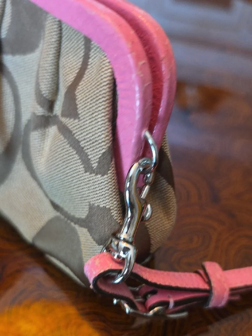 Coach PINK & Brown Signature Canvas Wristlet Pink Trim Pink Snakeskin Trim NWOT